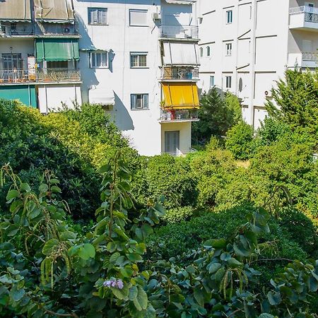 Fully Renovated And Relaxing Apartment Atene Esterno foto