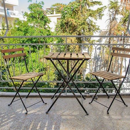 Fully Renovated And Relaxing Apartment Atene Esterno foto